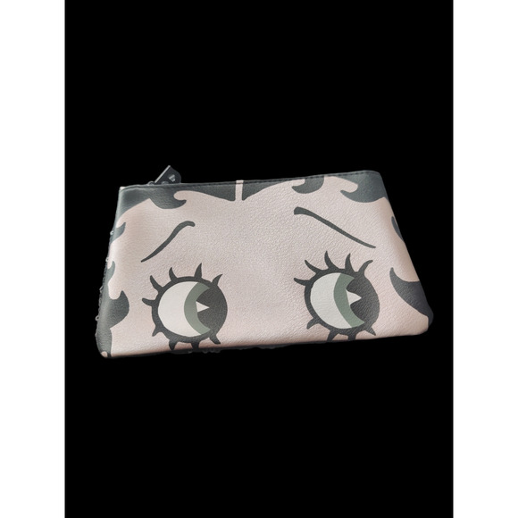 Black imitation leather over shoulder adjustable straps/ Betty Boop makeup bag - Picture 1 of 6